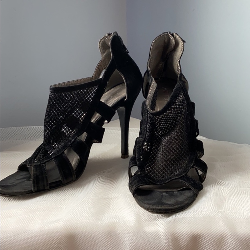 Mesh front black Zara heels